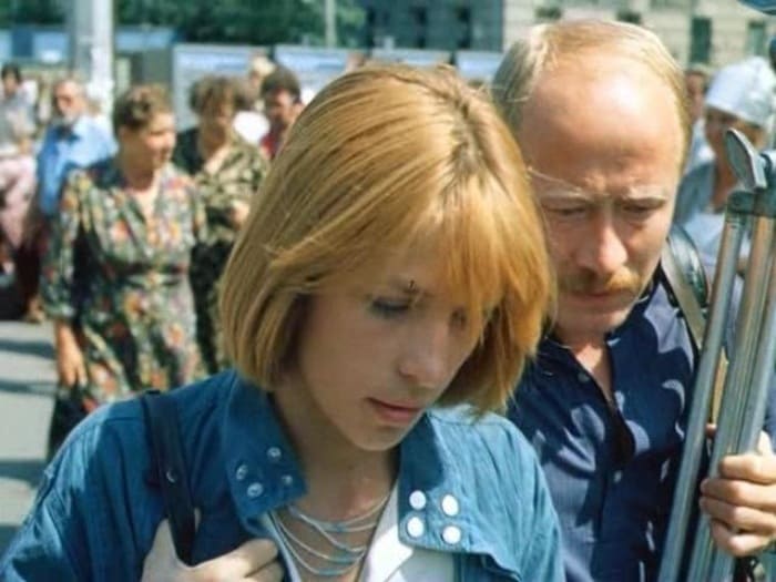 Вера Глаголева и Виктор Проскурин в фильме *Выйти замуж за капитана*, 1985 | Фото: vokrug.tv