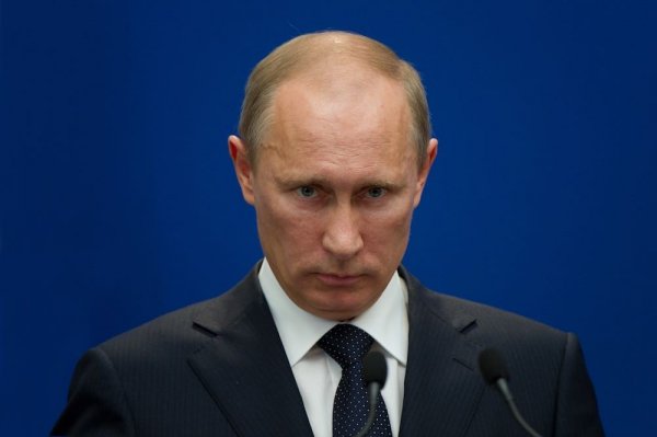 Война миров между достоинствами Путина и американской демократией
